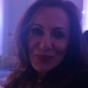 Meet your Posher, Avi